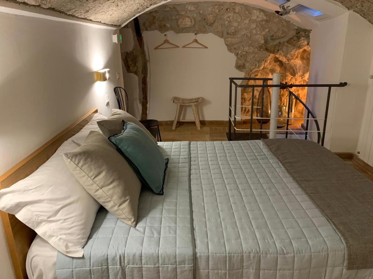 Aurora Medieval House Sermoneta Εξωτερικό φωτογραφία