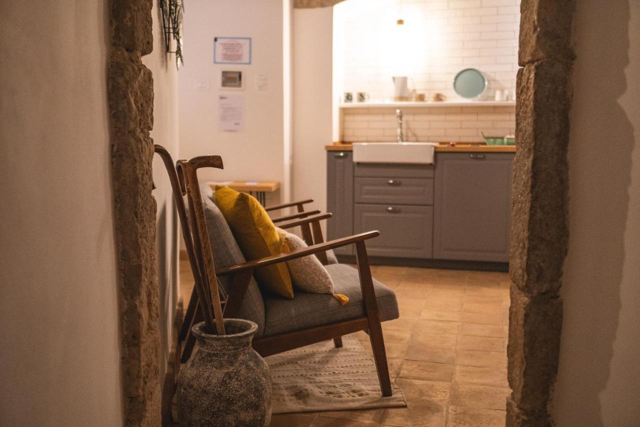 Aurora Medieval House Sermoneta Εξωτερικό φωτογραφία