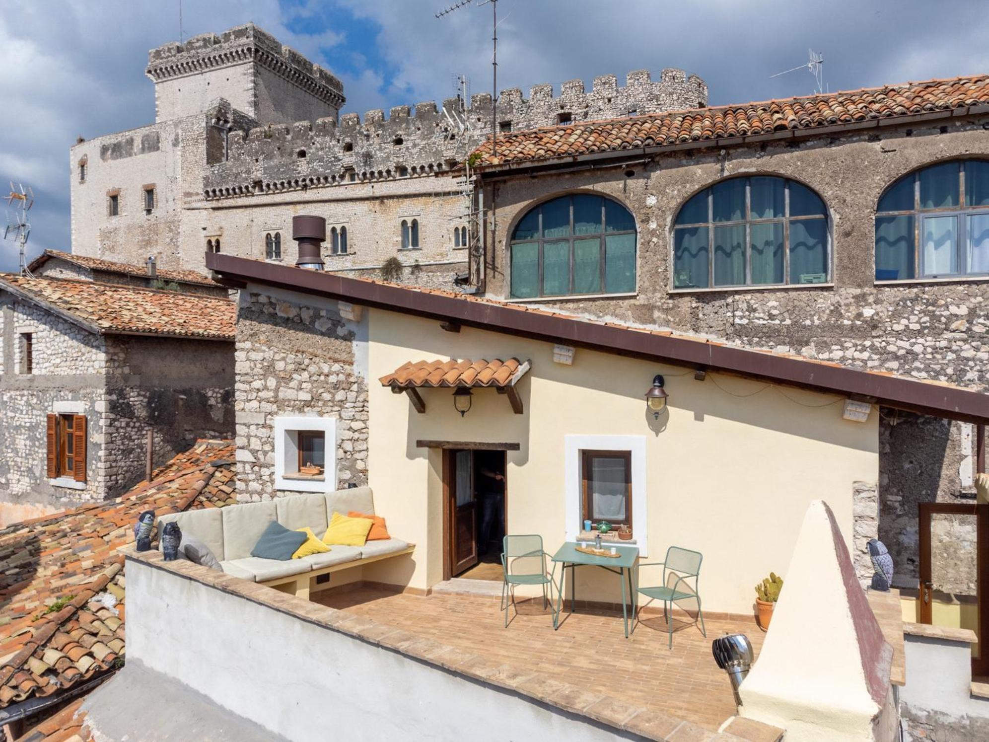 Aurora Medieval House Sermoneta Εξωτερικό φωτογραφία