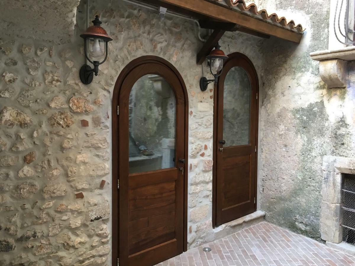 Aurora Medieval House Sermoneta Εξωτερικό φωτογραφία