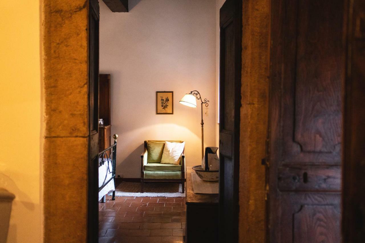 Aurora Medieval House Sermoneta Εξωτερικό φωτογραφία