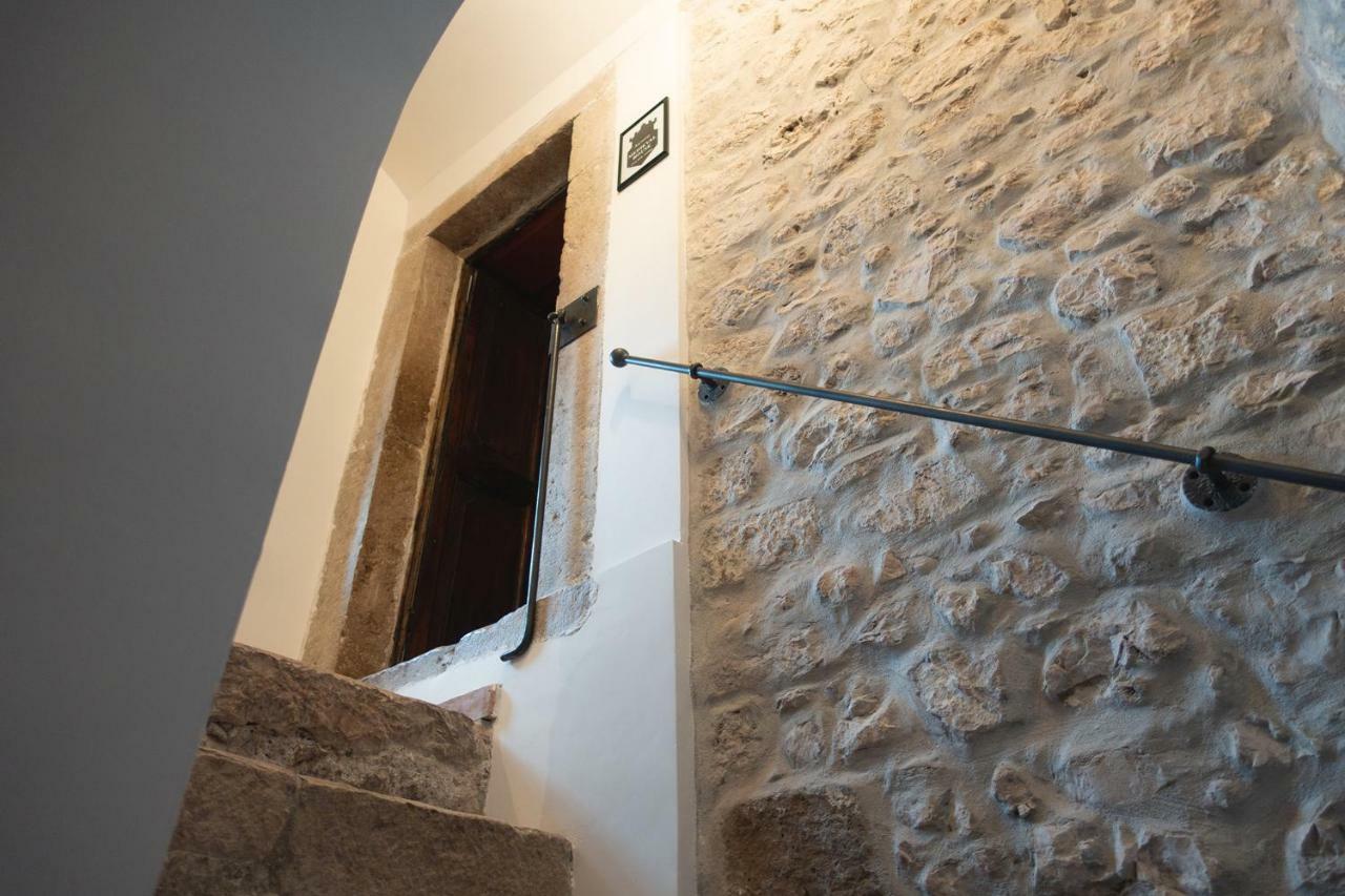 Aurora Medieval House Sermoneta Εξωτερικό φωτογραφία