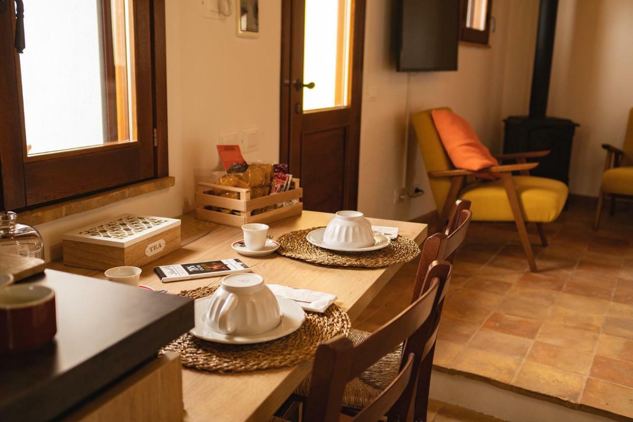 Aurora Medieval House Sermoneta Εξωτερικό φωτογραφία